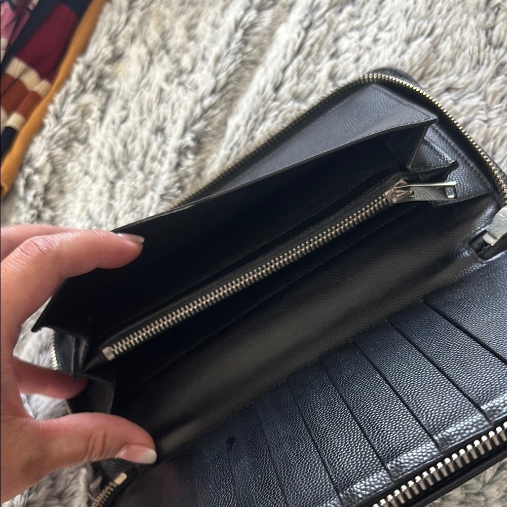 Saint Laurent Paris Zip Around Wallet in Embossed Leather EUC - Picture 5 of 9